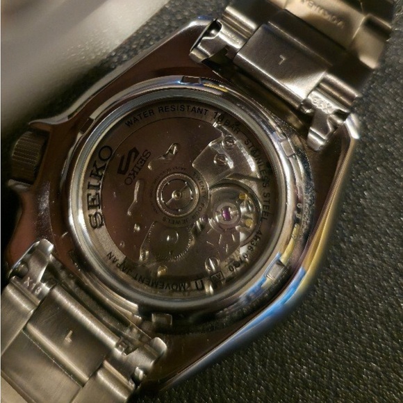 Seiko Orange Automatic Watch - Picture 6 of 7